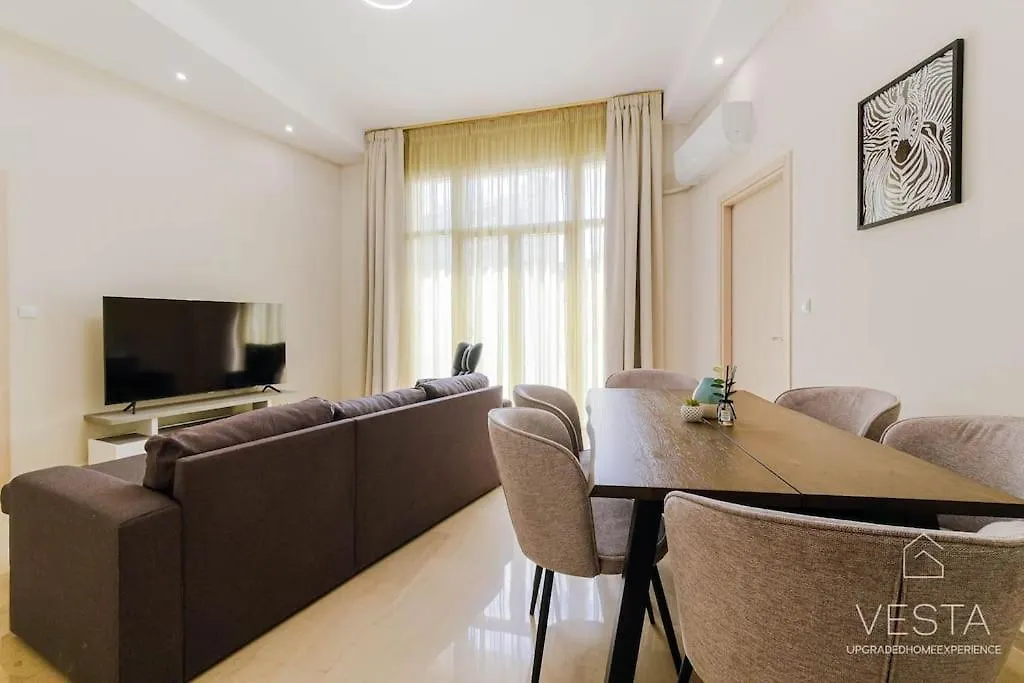 Roselyn 3-Bdrm Central Suite, Vesta Philoxenia Thessaloniki