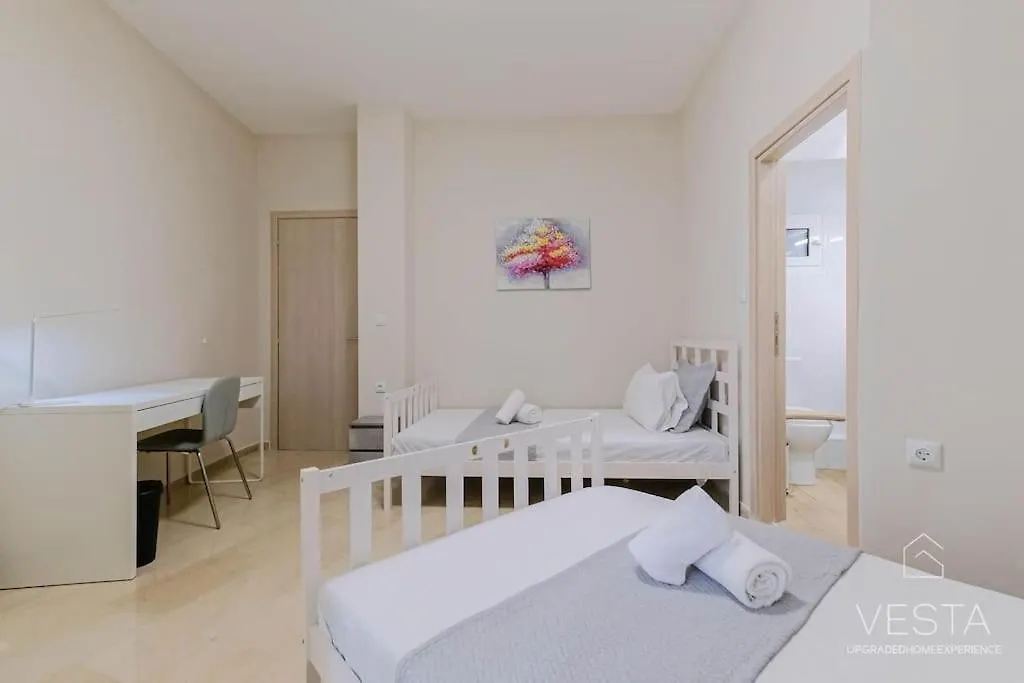 Apartment Roselyn 3-Bdrm Central Suite, Vesta Philoxenia Thessaloniki Greece