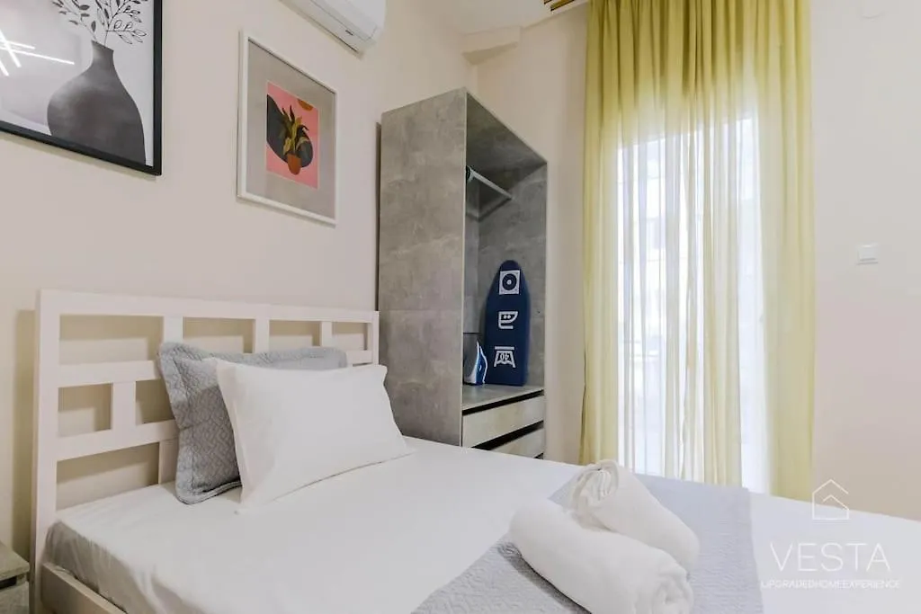 Roselyn 3-Bdrm Central Suite, Vesta Philoxenia Thessaloniki 0*,  Greece