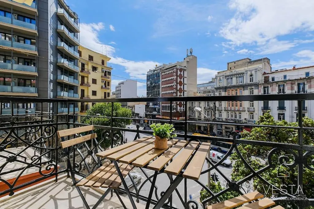 Roselyn 3-Bdrm Central Suite, Vesta Philoxenia Thessaloniki Apartment